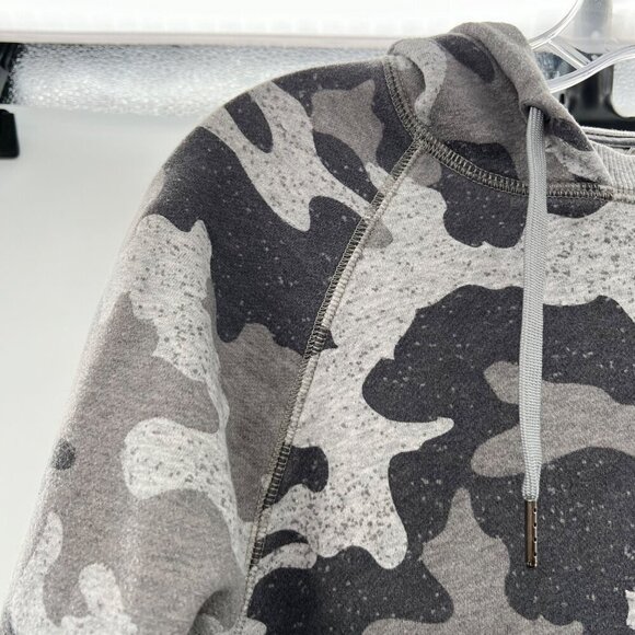 All In Motion Women's Camouflage Pullover Hoodie Gray Size Small - Picture 4 of 8
